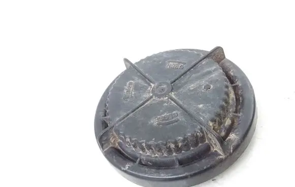 Headlight/headlamp dust cover