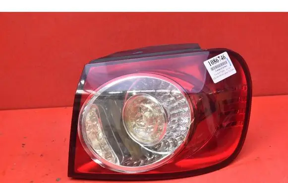 Volkswagen Golf V Rear/tail lights 5M0945096N