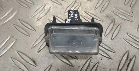 Toyota Auris E180 Number plate light