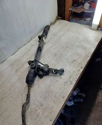 Mercedes-Benz Vaneo W414 Steering rack A16811011002