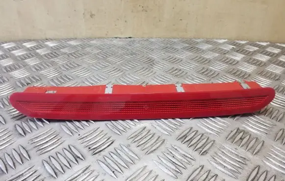Volkswagen Tiguan Third/center stoplight 1K6945097A