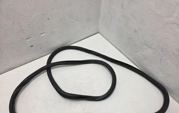 Volkswagen Golf Sportsvan Front door rubber seal 510867912d
