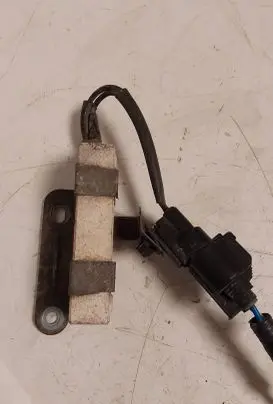 Toyota Yaris Coolant fan relay 2468106110