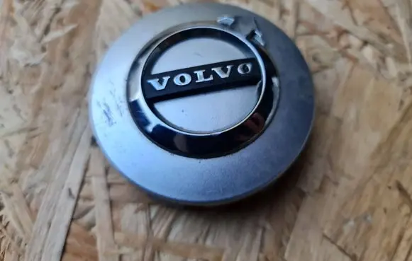 Volvo XC90 Original wheel cap 31471435 31400897