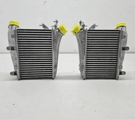 Audi RS6 C8 Intercooler radiator 4K0145806B 4K0145805P