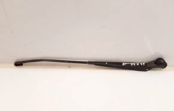 Suzuki Wagon R+ Front wiper blade arm