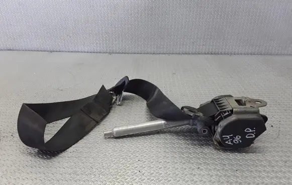 Audi A4 S4 B5 8D Front seatbelt 8D0857706