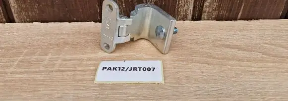 Volkswagen Golf VI Tailgate/trunk/boot hinge 1K9827301
