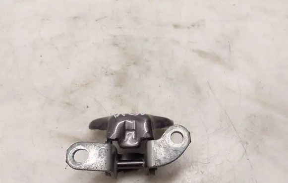 Toyota Camry VIII XV70 Rear door upper hinge