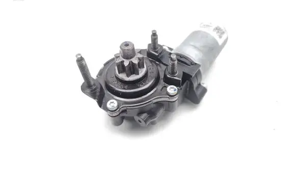 Volvo XC40 Seat adjustment motor 2963274 220506