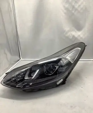 KIA Sportage Headlight/headlamp 92101F1500