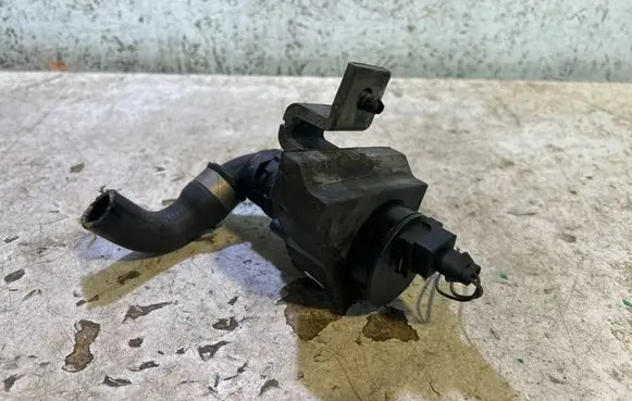 BMW 5 E60 E61 Electric auxiliary coolant/water pump 70207802 6910753