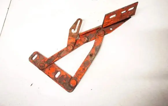 Mercedes-Benz 207 310 Engine bonnet/hood hinges