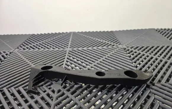 Toyota Prius (XW20) Front bumper mounting bracket 591164T010
