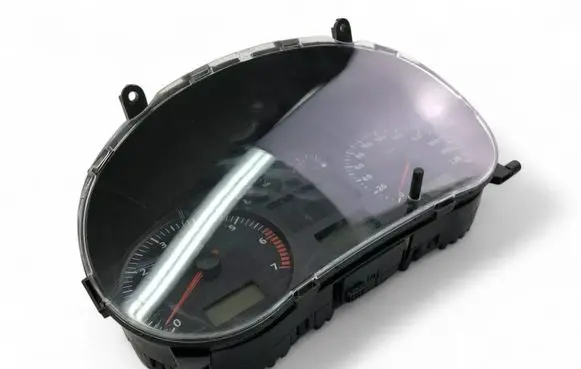 Seat Ibiza II (6k) Speedometer (instrument cluster) 6K0920821A