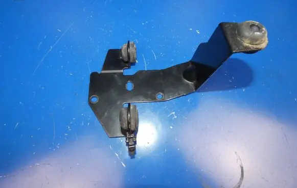 Volvo V40 ABS pump bracket 31329278 F0900