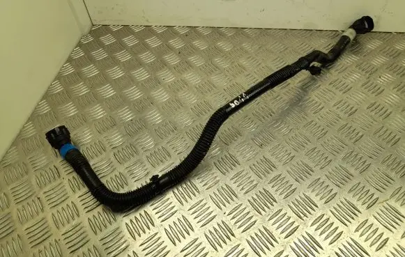 Tesla Model 3 Engine coolant pipe/hose 153012900B
