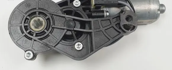 Mercedes-Benz GLK (X204) Seat adjustment motor 0390203369