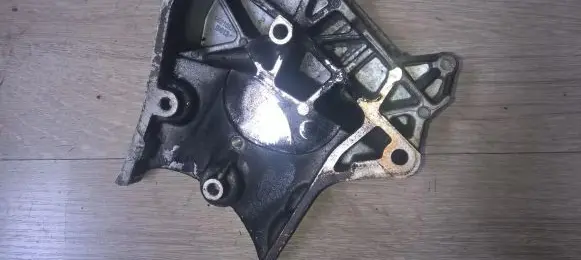 Opel Vectra C Engine mounting bracket 55210530