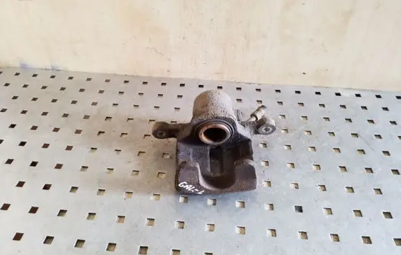Chevrolet Captiva Rear brake caliper