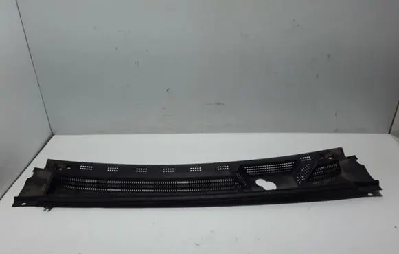 Wiper trim