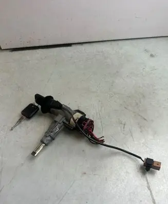 Audi 80 90 S2 B4 Ignition lock 42342