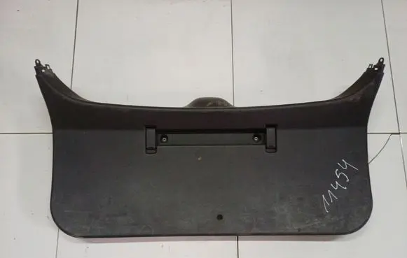 Opel Astra H Other trunk/boot trim element 13201328