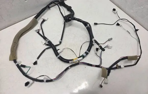 Nissan X-Trail T32 Tailgate/trunk wiring harness 240514CE8C 2405