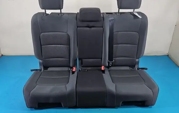 Volkswagen Golf Sportsvan Second row seats IMPRK1605889