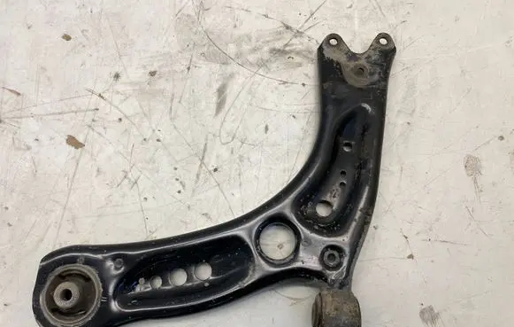 Skoda Octavia Mk3 (5E) Front lower control arm/wishbone