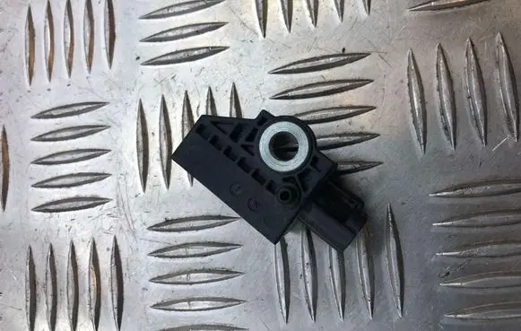 Honda CR-V Airbag deployment crash/impact sensor SWK43766