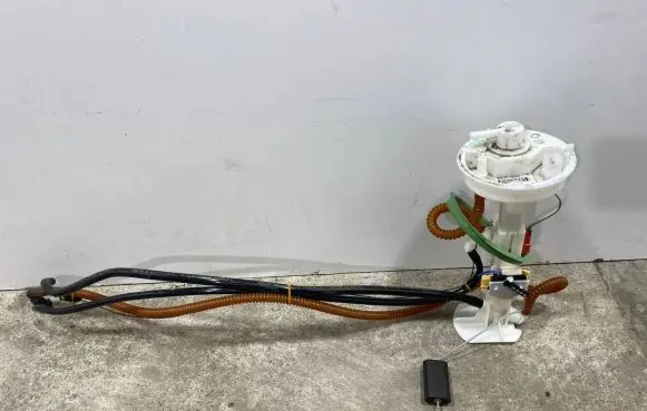 BMW X5 F15 Fuel injection high pressure pump 7194252