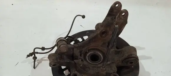 Volkswagen Touareg I Rear wheel hub