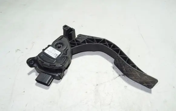 Audi A5 8T 8F Accelerator throttle pedal 8K1721523 6PV00950500