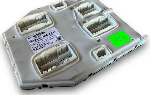 Mercedes-Benz B W247 Central body control module S359 A2479008915