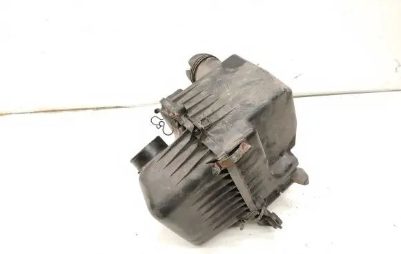 KIA Ceed Air filter box 281102H000