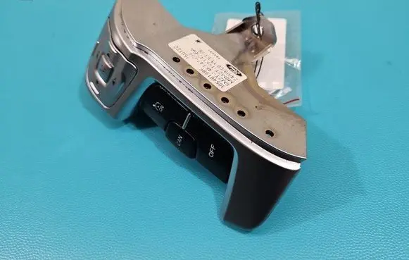 Multifunctional control switch/knob