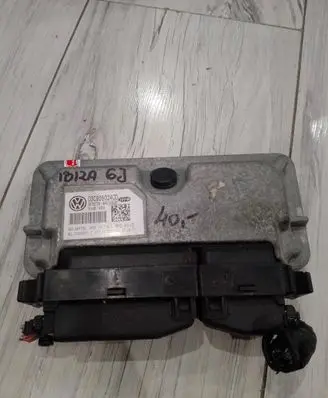 Seat Ibiza IV (6J,6P) Engine control unit/module ECU 03C906024CD