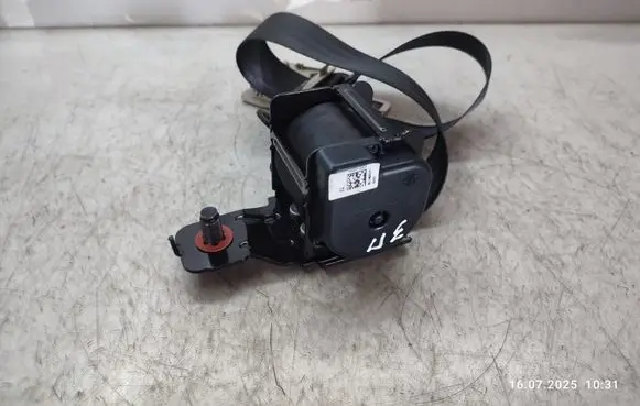 KIA Optima Rear seatbelt 898202T000UP