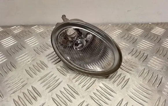 Toyota Avensis Verso Front fog light 11477530
