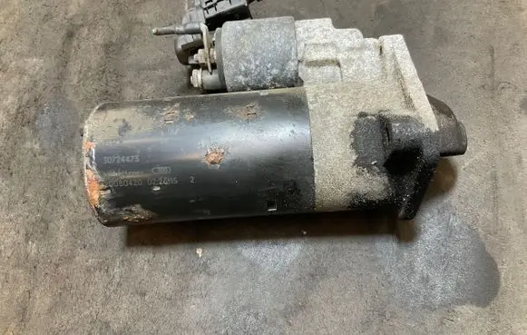 Volvo XC70 Starter motor 30724473 20080420 022615