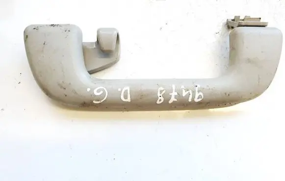 Toyota Avensis T270 Rear interior roof grab handle l1020373