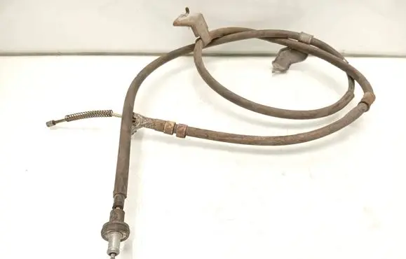 Nissan Qashqai+2 Hand brake release cable 