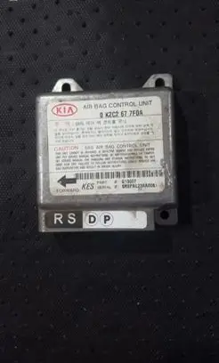 KIA Carens I Airbag control unit/module 0K2C2677F0A 13007