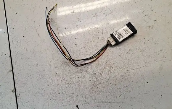 Audi 80 90 S2 B4 Fuel (gas) shift switch