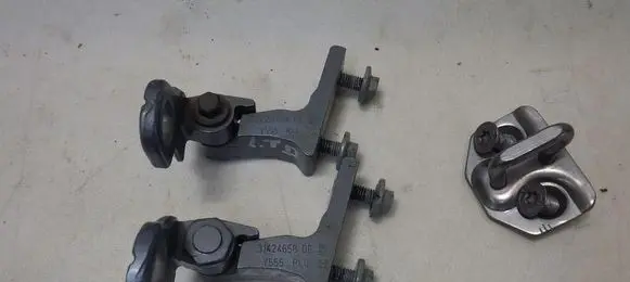 Volvo V40 Rear door hinge set 31424658