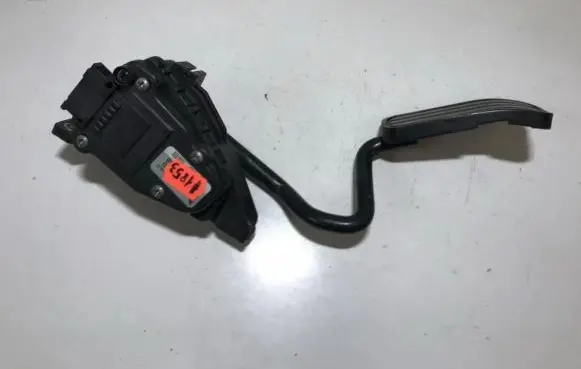 Volkswagen Sharan Accelerator throttle pedal 7m4721603d ym219f536gb