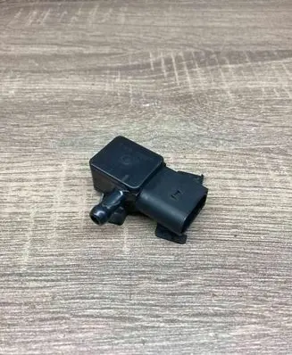 BMW 3 E90 E91 Exhaust gas pressure sensor 7805152 USED