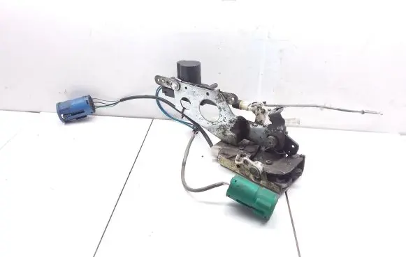Jaguar XJ X40 Rear door lock