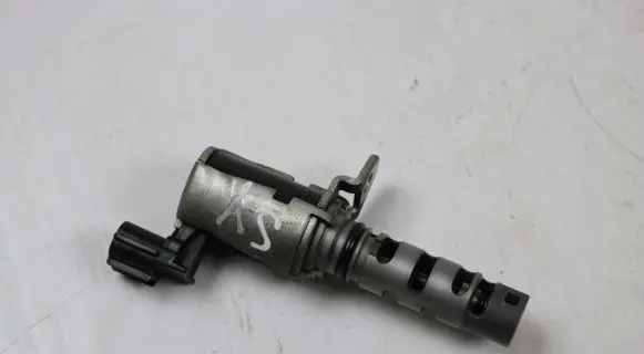 Toyota RAV 4 (XA30) Camshaft vanos timing valve 1533028020